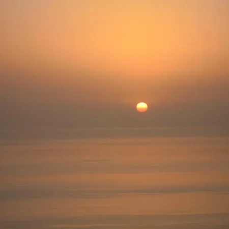 招待所 Beautiful Sunset